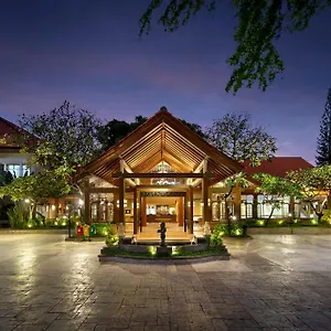 4* Station touristique Grand Istana Rama